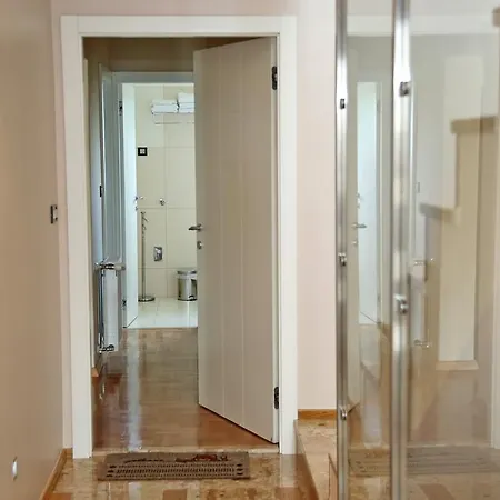 Frankie Appartement *